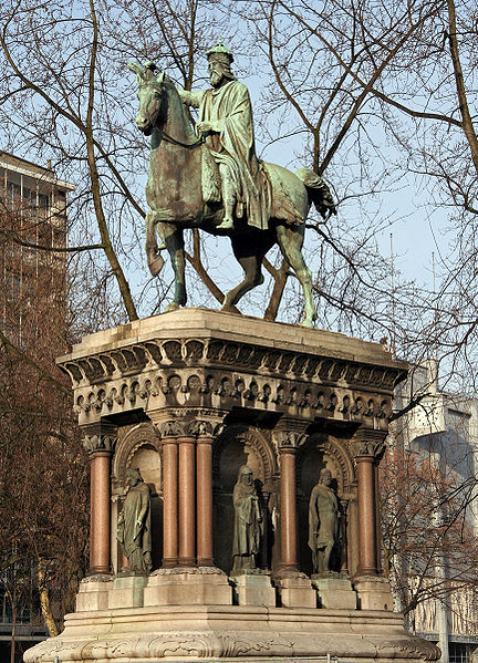 http://commons.wikimedia.org/wiki/File:Charlemagne-liege-2.jpg