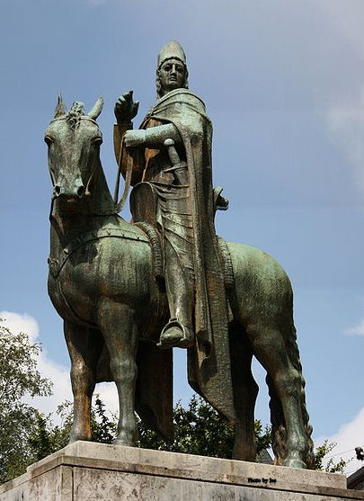 Equestrian statue of Engelbert I of Cologne at Schloss Burg in Solingen