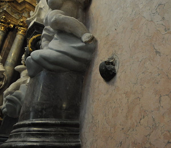 Cannonball from the time of the siege of Jasna Góra by the Swedish army, stuck in the wall of the Basilica.