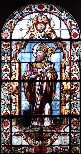 Stained glass window of St. Chrodegang of Metz, in the Sainte-Glossinde de Metz chapel.