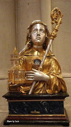 A reliquary bust of St. Adelaide in the Church of St. Peter in Bonn-Vilich.