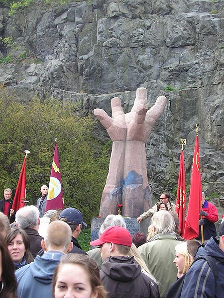 The La Mano monument by Liss Eriksson. It stands in Stockholm, Sweden. It is a memorial to the Swedes that died in the spanish civil war. "La Mano" means "The Hand" in Spanish. It is the general starting point for various May Day demostrations.