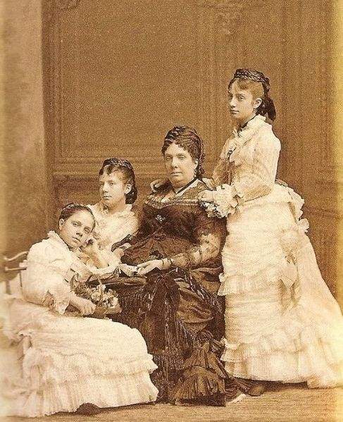 Queen Doña Iabel II of Spain with her three youngest daughters: Pilar, Paz and Eulalia
